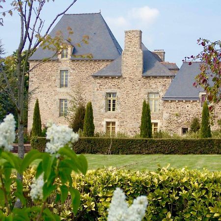 B&B Le Plessix - Manoir Le Plessix Madeuc Corseul Esterno foto