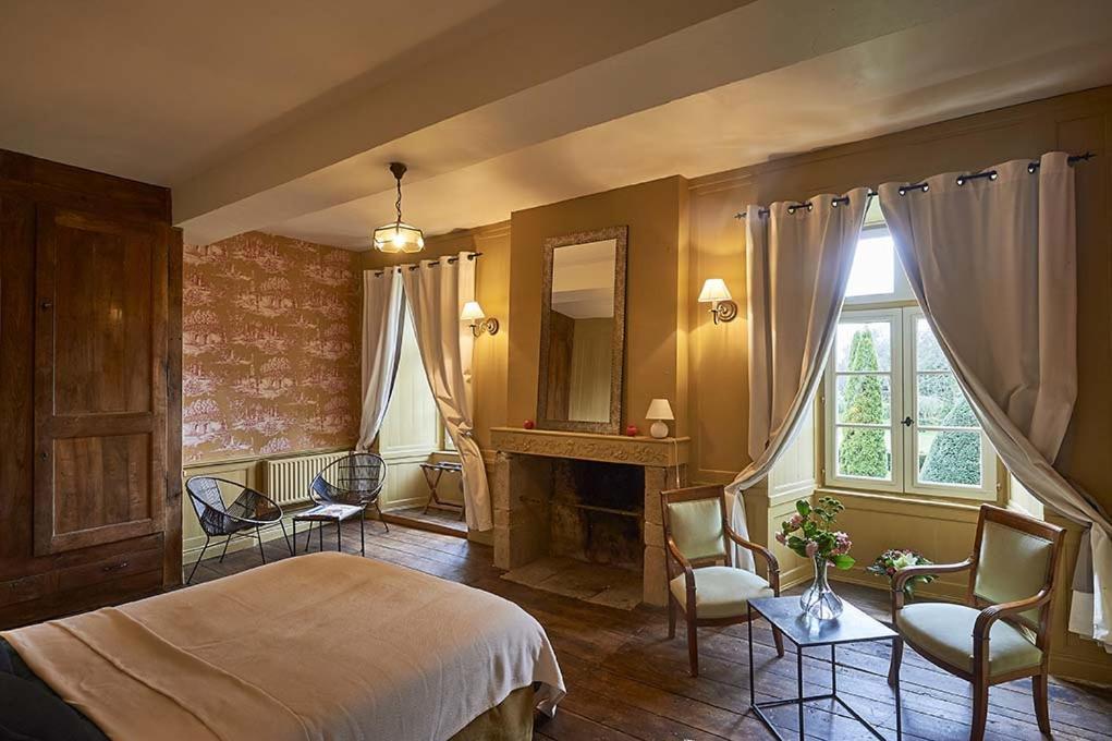 B&B Le Plessix - Manoir Le Plessix Madeuc Corseul Esterno foto